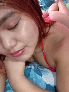 Yourgirl-thaly20 Public Pic