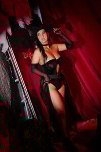 Sharonevanss_ Trick or treat honey! 🎃 💋 Pic 3