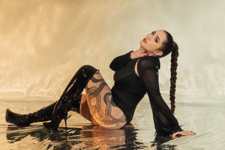 SarahRhodes_ Just watch me Pic 4