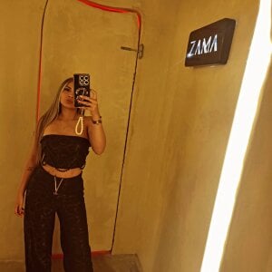 imVictoria_ An special dinner <3 Pic