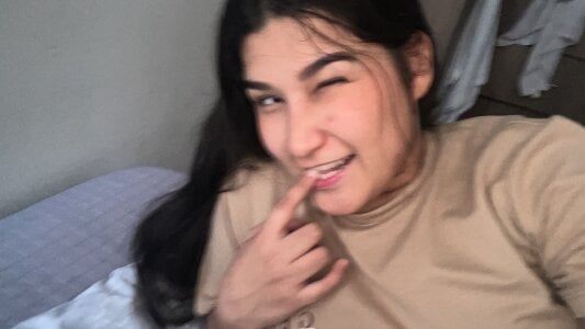 velvet_rosee_ Public Pic 3