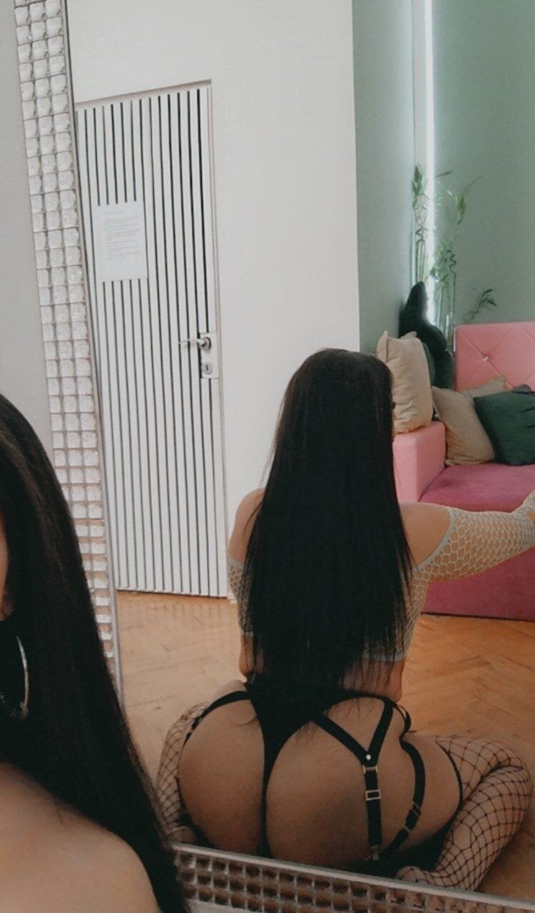 DeniSalome Trending Pic 2831