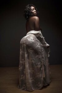 AshailaX_: Brunette ( 3 фото)