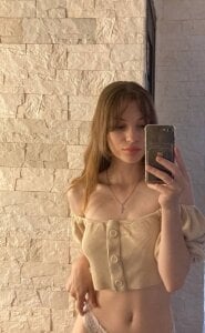 LaveraMeling strict and sweet 🥰 Pic 3