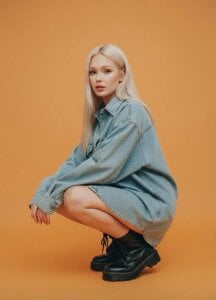 Velvet Heat 🔥 de ElsaDivine  Imagens