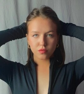 Love me different od CindySparkl  3 snímek