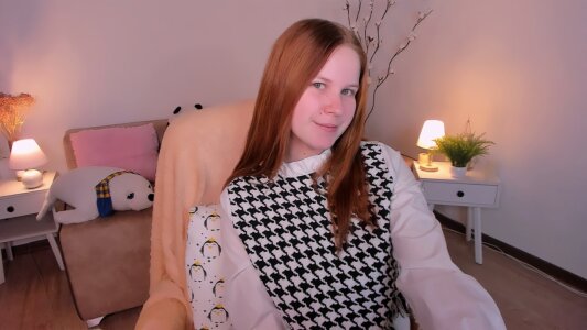 _AliceHart_ Public Pic 8