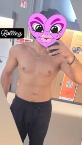 slutytwinkrna Public Pic