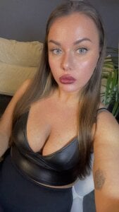 TracyMooree Public Pic