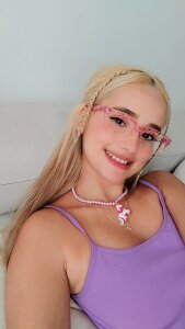 latincarla_hot