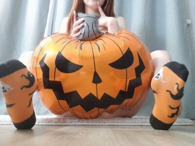 Evarey_ Halloween) Pic 2