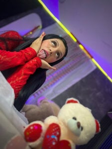 The best gift is the one enjoyed in private😏🥵 de slut_anal_  6 Imagens