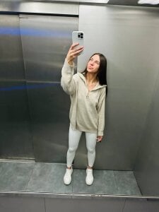 EvaXXChanel Public Pic 2