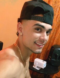 jackford_os Public Poză