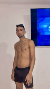 dannyhardx Public Pic