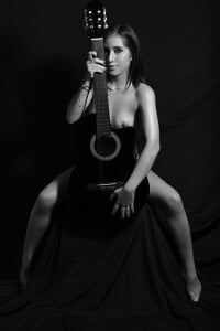 LiaaTurner The art of music and sex Pic 2