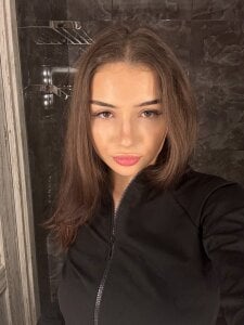 Kelly_Haren Public Pic 7