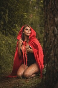 sara_calderon HALLOWEEN 2025🎃👸 Pic 5