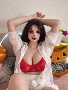 AishaAysitt My new Halloween look is a clown! Pic 5