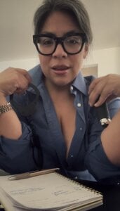 BettyWhispers Public Foto