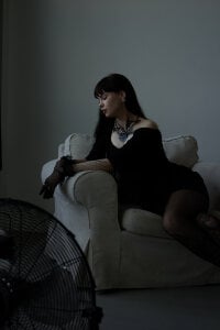 Morana_Batt woman in black ☠️ Fotka 3