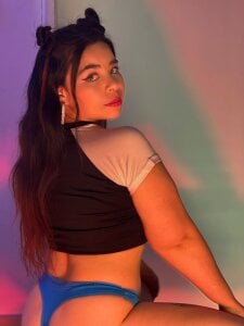 beutyfull girl 💜 de liany_taylor  2 Imagens