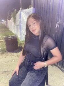 Emily_milk_1 Daddy Pic 3