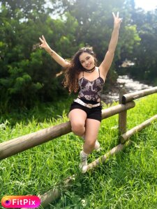 luna_veega Public Immagine  4