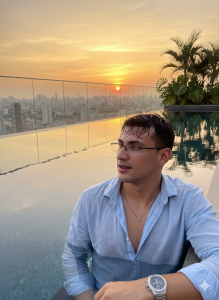 PingoOuffitpin345_: Public ( 2 фото)