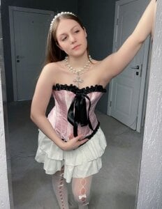 Holy_Kveta 🌷Your sweet princess🌷 Pic 7