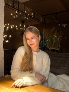 DebraSchneider Sometimes you just want to get out and eat in a tasty place Kuva 3