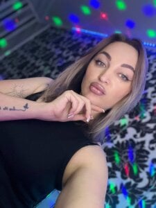 Vellora_ 🍓🍓🍓 Hình 2