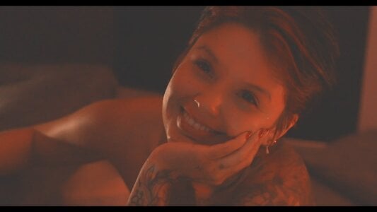 LorenRosse showss Pic 5