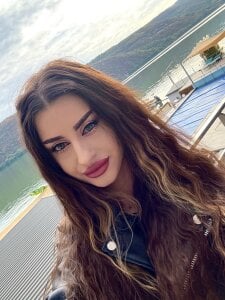 Alice_Voss Bby girl Pic 3