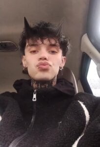 cyb3r_david It's my first time here, I'm David, delighted to meet you Pic 4