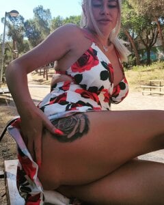 MILFBARBY Public Pic