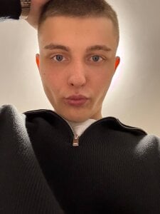 DenisSofiaa Denis Poză 6