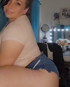 LOVELYBREEANNA143 Public Pic
