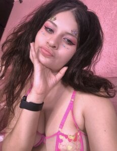 Esmesweet23 Would you like to join me on this day of candles? ❤️❤️🫣 Pic 5