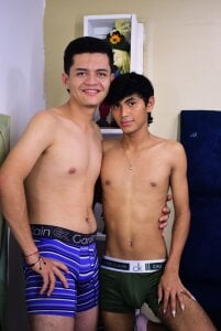 James_And_Kenet sexy blue slika 4