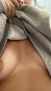 Mia_Winters Wake up for work Pic