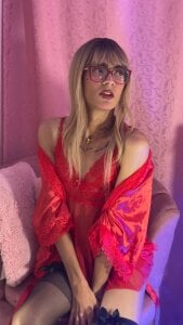 Alice-randy Public Pic 3