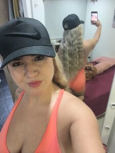 violet-grey Public slika 3