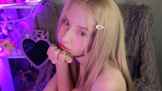 sarakaell moments from my streams Pic