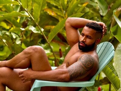 MattRodriguez9 new photos in the pool and billiard table 사진 5