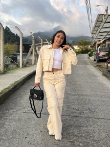 Melissaowem know me more 🤍 Pic 3