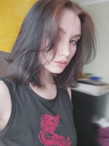 Mollly_Rouge Public Photo 4