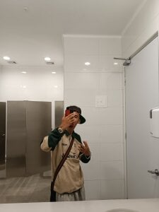 Noah-JONESsex in the bathroom图片 2