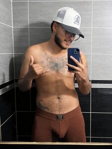 Santiago_Savag Public Pic 5