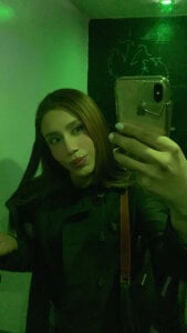 Evy_Luxx_v My face 🥹🥰 Foto 3